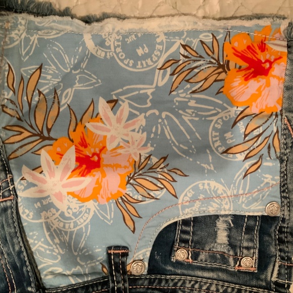 Grace In LA SHORTS Denim Jean 27 BRAND New Distressed Patches Surf Cut Offs Boho - Picture 3 of 13